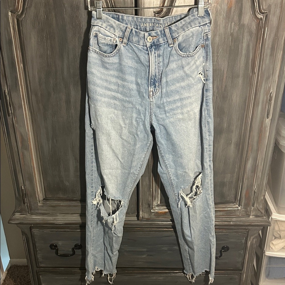 American Eagle Outfitters Curvy Mom Jean